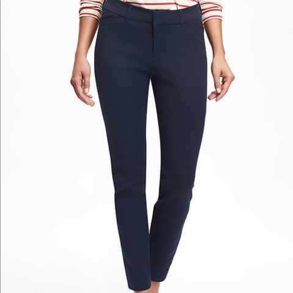 Old Navy Pixie Mid Rise Ankle Length Pants